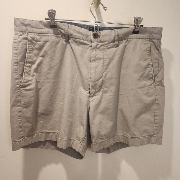 J. Crew Re-Imagine Men's Tan Flat Front Shorts Classic Design size 35 - Picture 3 of 14